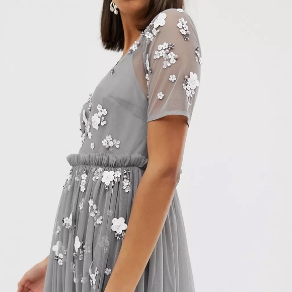ASOS NWT sheer dress size 2 with embellished flower similar 2 needle and thread - Picture 3 of 4